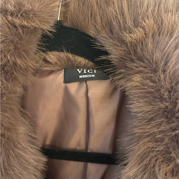 Vici Undeniably Her Faux Fur Jacket in Mocha - Picture 4 of 5
